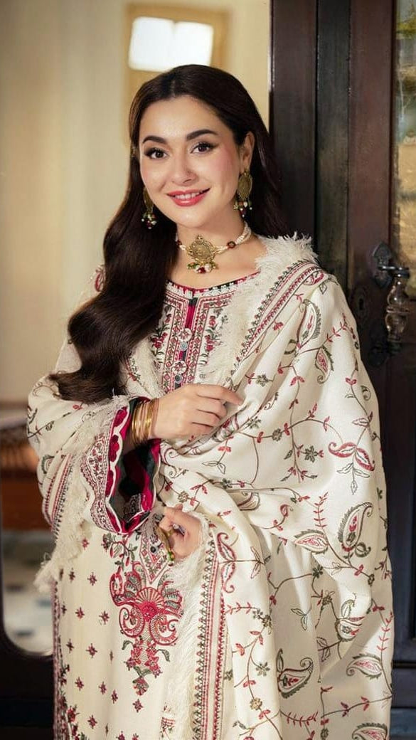 Luxury Lawn Unstitched 3PC UN0007 Secondary image