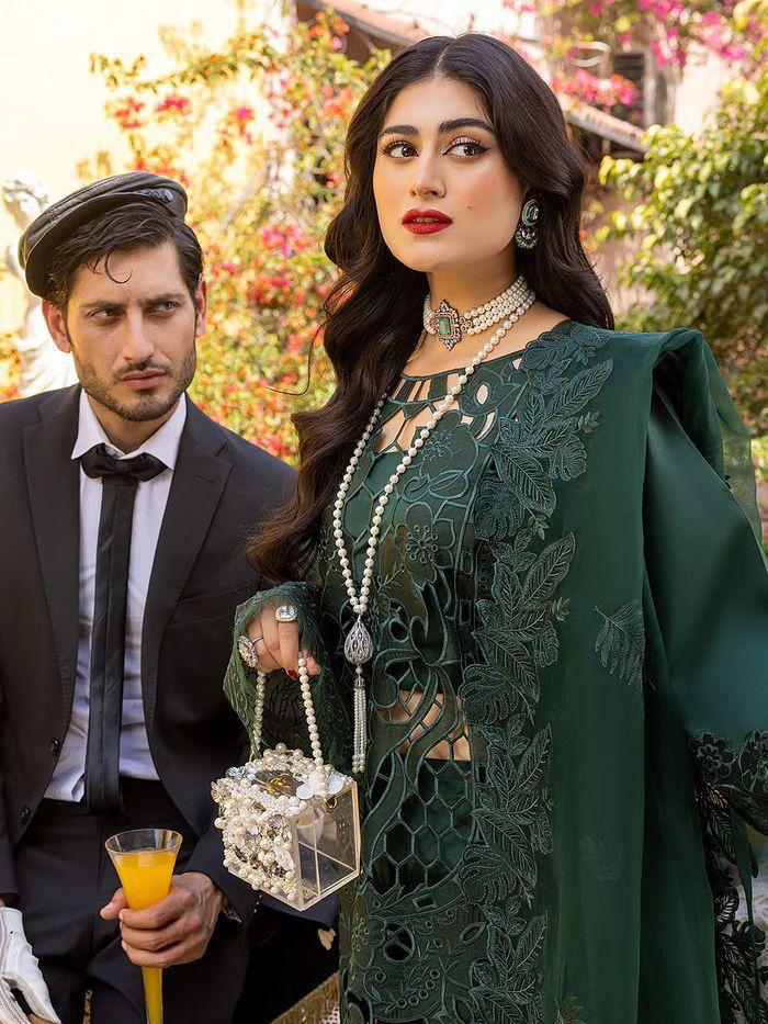 Unstitched 3PC Luxury Lawn Suit LU0045